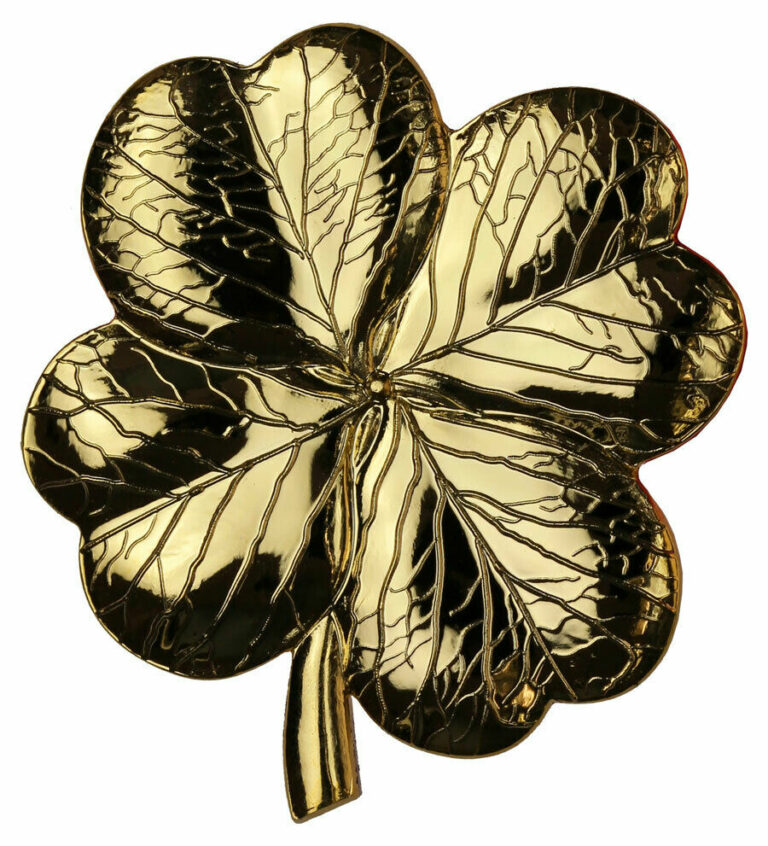 Read more about the article 2022 Fiji Clover High Relief CuNi Gilt $0.50 Coin GEM BU