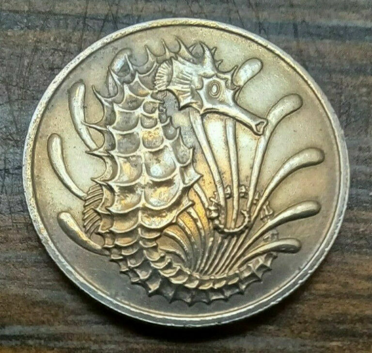 Read more about the article 1968 SINGAPORE: 10 CENTS: AU — BEAUTIFUL GOLDEN TONING