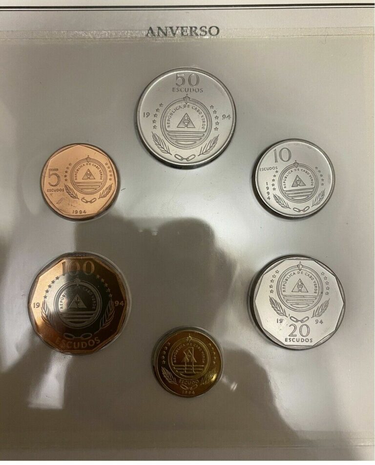Read more about the article Cape Verde – Ships – set 6 coins 1 5 10 20 50 100 Escudos 1994 UNC in the bookle