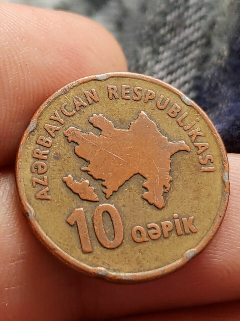 Read more about the article Azerbaijan 10 Qapik Coin Date Undated 2006 Circulated Kayihan coins T18