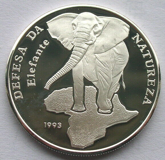 Read more about the article Guinea Bissau 1993 Elephant 10000 Pesos Silver Coin Proof