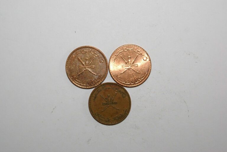 Read more about the article 3 DIFFERENT 10 BAISA COINS from OMAN (1975  1999 and 2011)