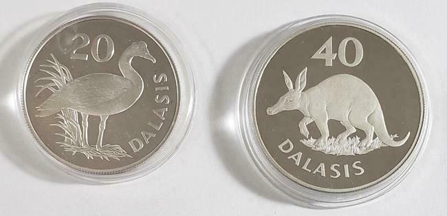 Read more about the article Spur-winged Goose and Aardvark 1977 Gambia  2 Coin Silver Proof Lot