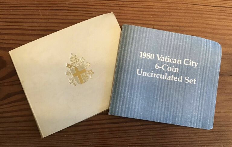 Read more about the article Vatican City 6 Coin Mint Set 1980  Pope John Paul II  Case plus Insert