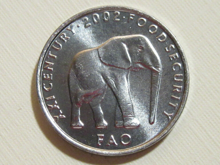 Read more about the article 2002 Somalia  BULL  ELEPHANT 5 Shilling coin  Animal   nice coins of Africa