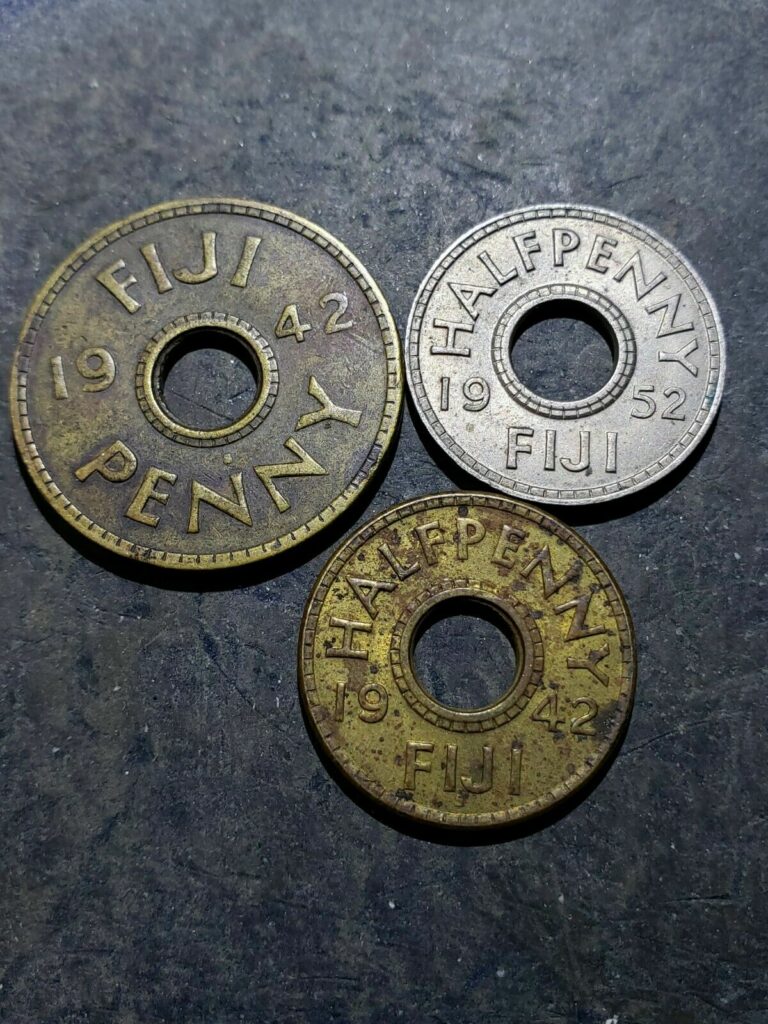 Read more about the article 3 Coin Lot. FIJI 1942 S + 1952 Half Penny + 1942 S Penny Coins #dec444