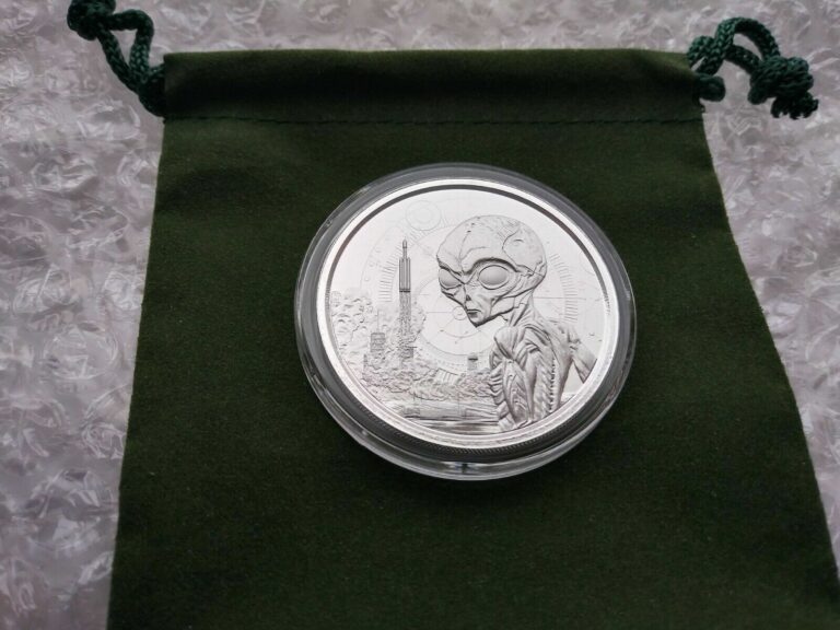 Read more about the article 2021 Ghana Alien 1 oz Silver Coin with Capsule and Alien Green Pouch