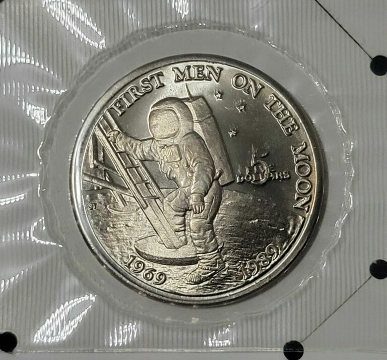 Read more about the article 1989 First Men On The Moon $5 Comm Coin Republic Of The Marshall Islands w/Cover