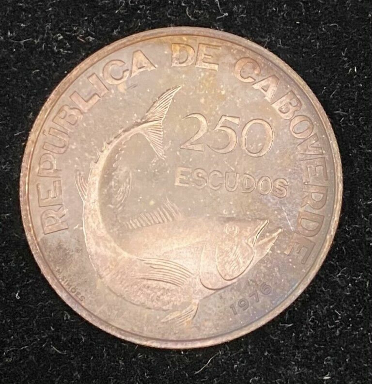 Read more about the article Cape Verde 1976 Independence 250 Escudos Silver Coin  UNC