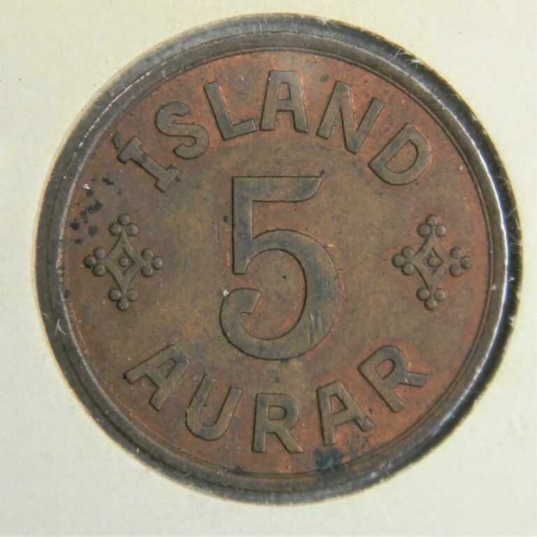 Read more about the article ICELAND  Christian X 1942 1  2  5 Aurar WW2 era coinage (3 coins)  toned AU