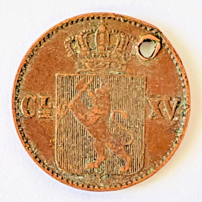 Read more about the article 1867 Copper Coin Norway 1/2 Skilling KM# 329 Has Hole Europe Foreign Coins RARE