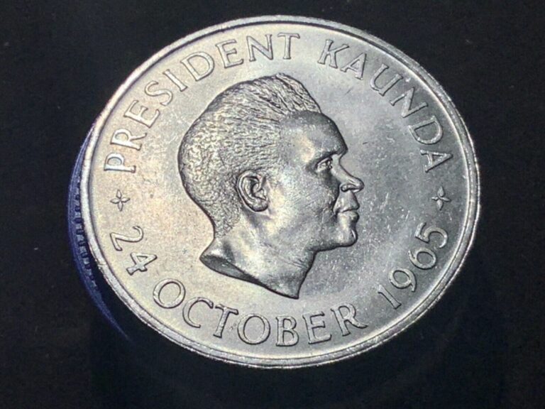 Read more about the article ZAMBIA 1965 5 SHILLINGS