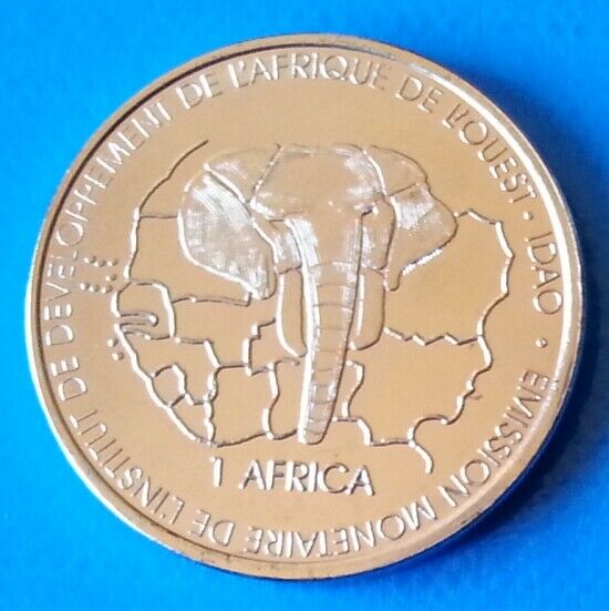 Read more about the article Benin 1500 CFA francs 2003 Buffalo Bird Elephant unusual coin