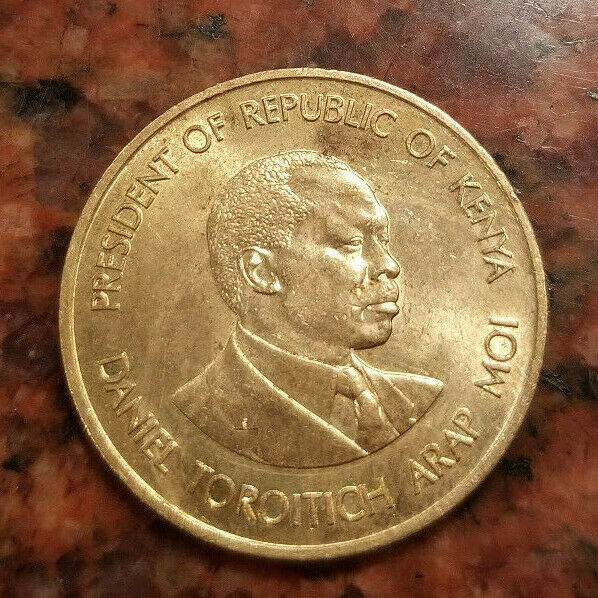 Read more about the article 1987 KENYA 5 CENTS COIN – #7375
