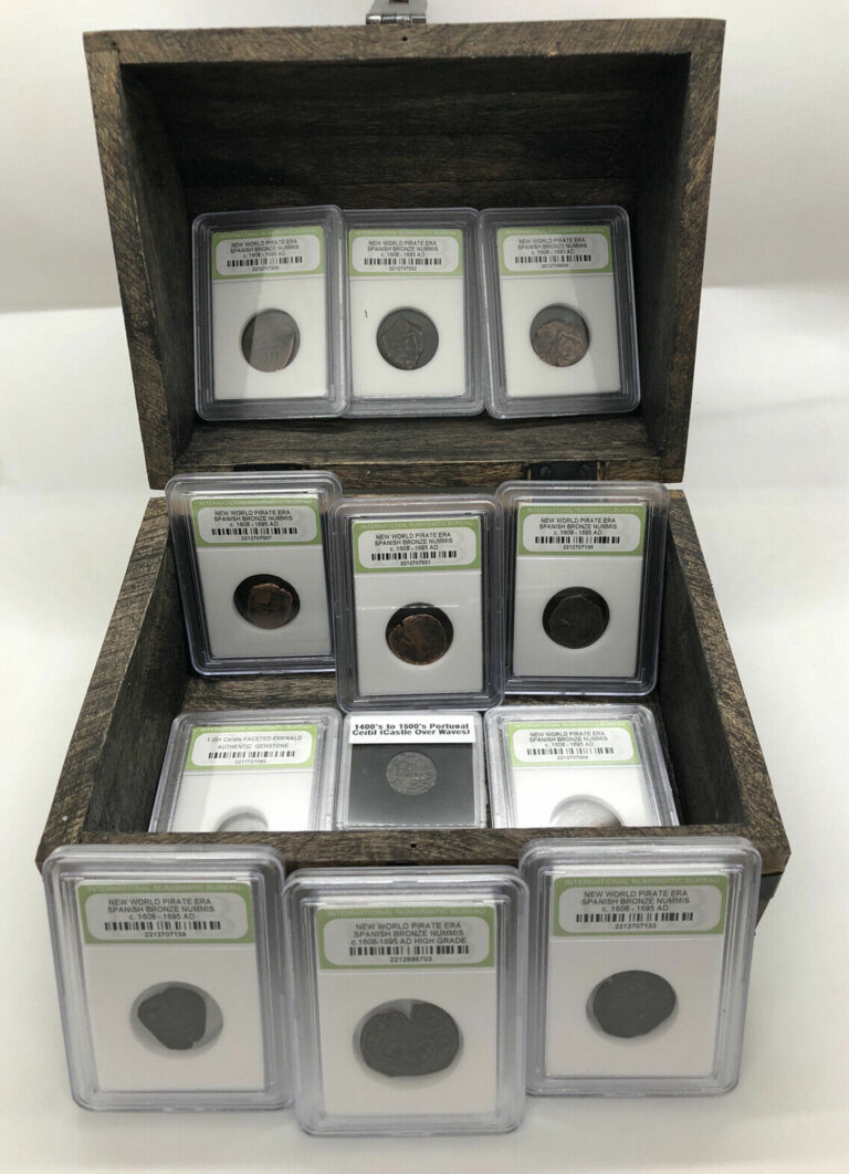 Read more about the article Premium Pirate Treasure Chest with Real 1400s – 1600s Copper Spanish Cob Coins