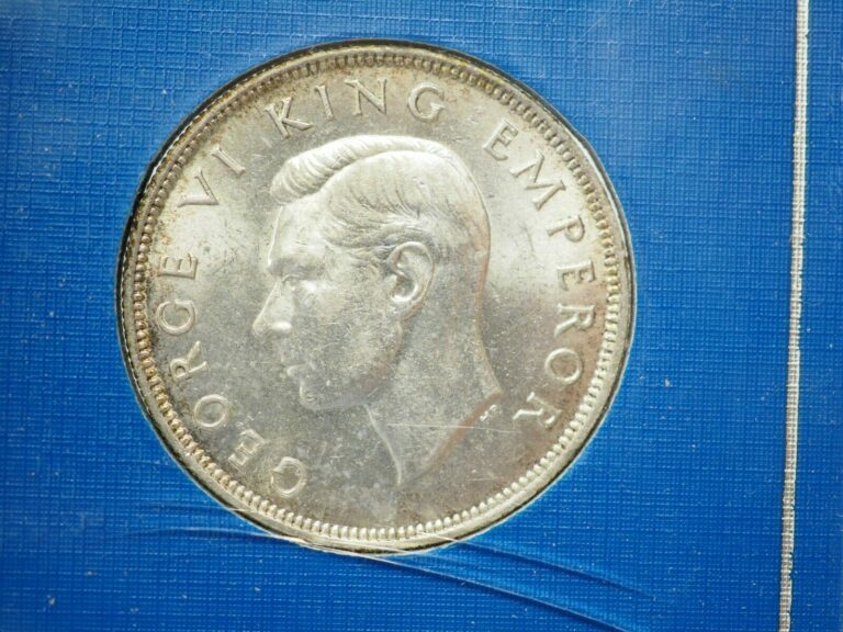 Read more about the article New Zealand Silver 1940 Centennial Half Crown in Holder