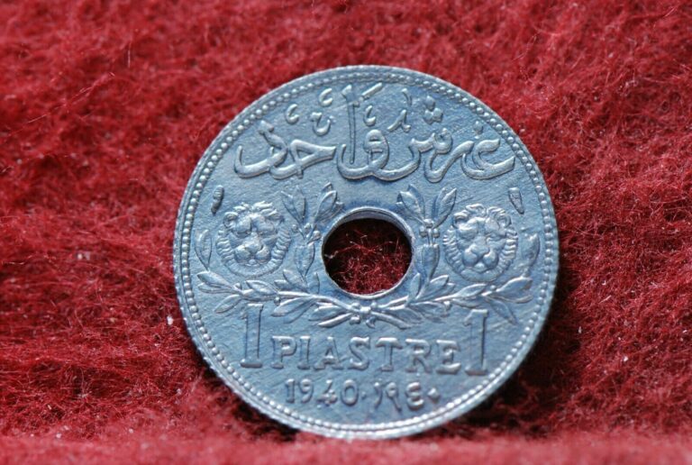 Read more about the article Lebanon  1940 Piastres  KM3a  About Uncirculated  Reduced                1-31