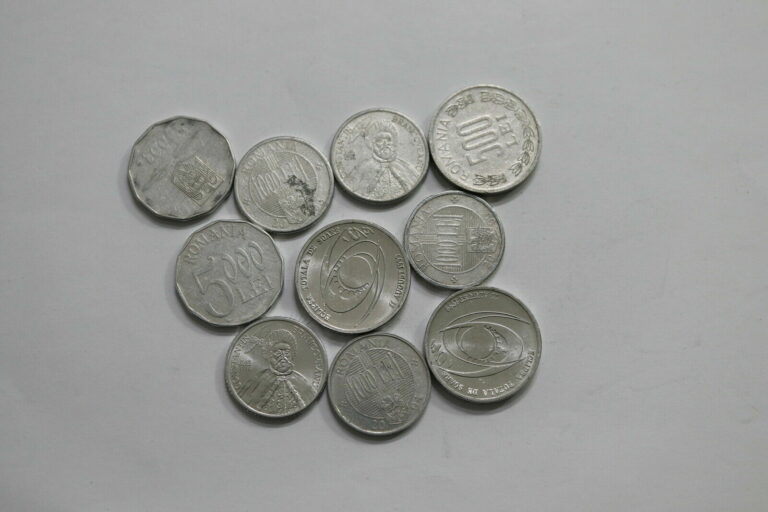 Read more about the article ROMANIA 500/1000 and 5000 LEI COINS LOT A99 ZK35