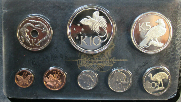 Read more about the article Papua New Guinea 1975 8 Coin Proof Set inc Silver 5 Kina  10 Kina 1st Year NICE