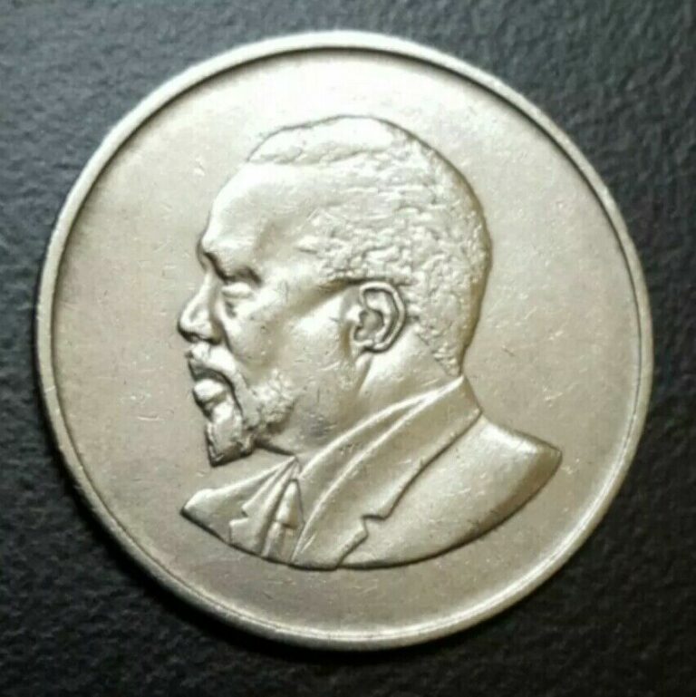 Read more about the article 1968 KENYA 1 SHILLING COIN Jomo Kenyatta  KM 5 XF CLEANED