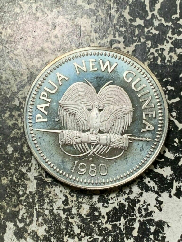 Read more about the article 1980 Papua New Guinea 10 Kina Lot#Z6604 Large Silver Coin!