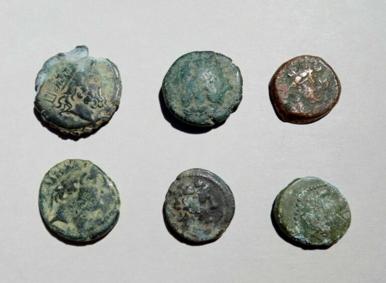 Read more about the article Lot of 6 Greek Ancient Bronze coins  low grade  Macedonia+ circa 2nd C BC