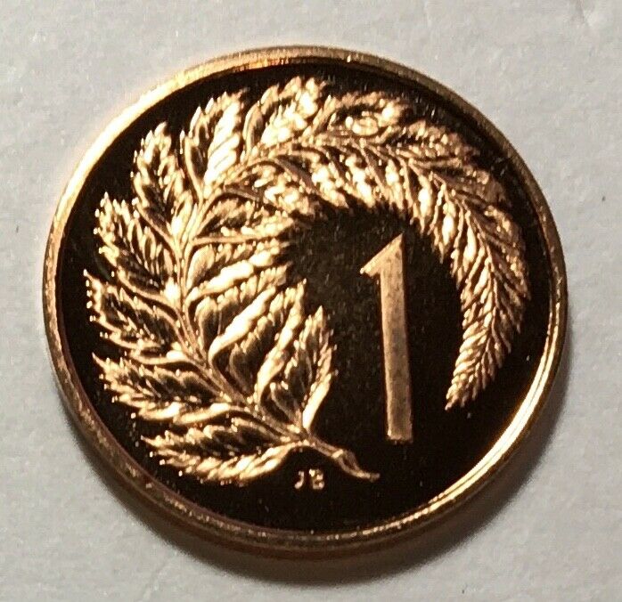 Read more about the article New Zealand 1 Cent 1984 – Silver Fern leaf (Cyathea dealbata) – BU