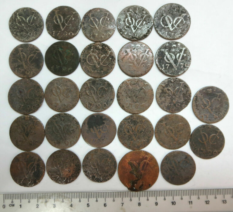 Read more about the article 27 Netherlands Dutch East India Company VOC 1 cent copper coins 1790 Indies