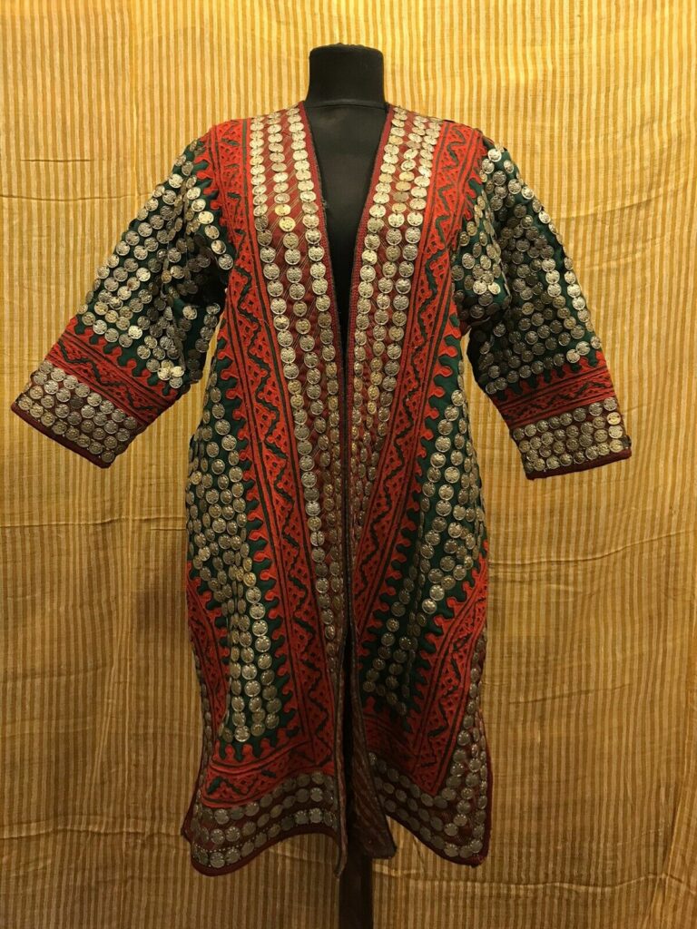 Read more about the article Turkmen handmade caftan robe  vintage coins caftan  bohostyle jacket  Gypsy Coat