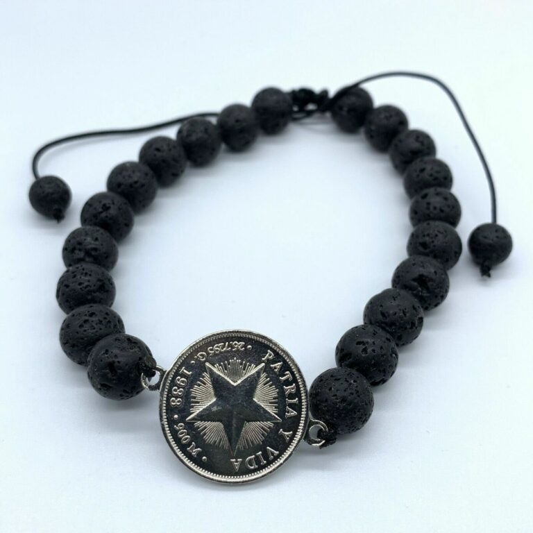 Read more about the article Cuba iron medal patria Vida bracelet beads silver plated face and shield 7.5″