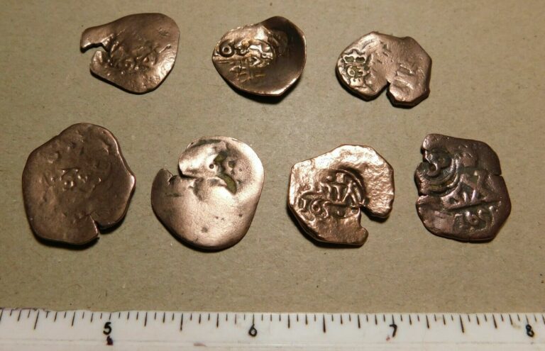 Read more about the article 1600s dated Spanish coins  treasure of 7 pieces  !!