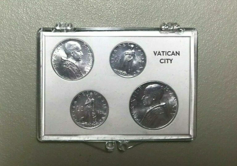 Read more about the article 1952 VATICAN CITY 4-Coin Set NEW UNC POPE PIUS XII 1 2 5 10 LIRE Plastic Holder