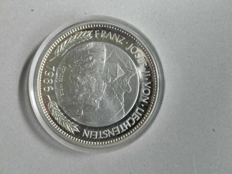 Read more about the article 1986 LIECHTENSTEIN  5OZ SILVER  COIN