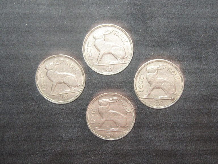 Read more about the article Lot Of 4 Vintage Silver Tone Irish Celtic Ireland Rabbit/Harp 3 Pence Coin Coins