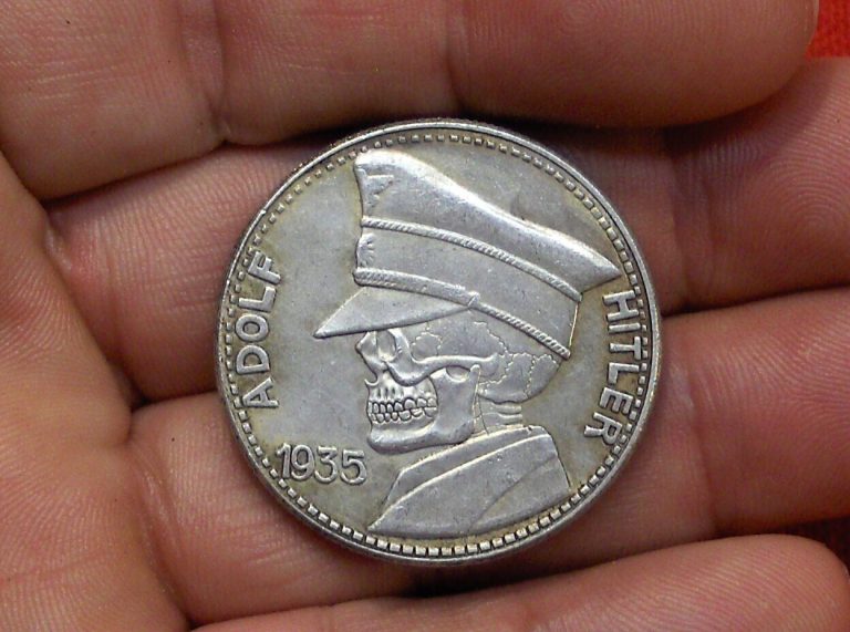 Read more about the article 1935 5 REICHSMARK GERMAN FUHRER SKULL FACE WWII COMMEMORATIVE COIN