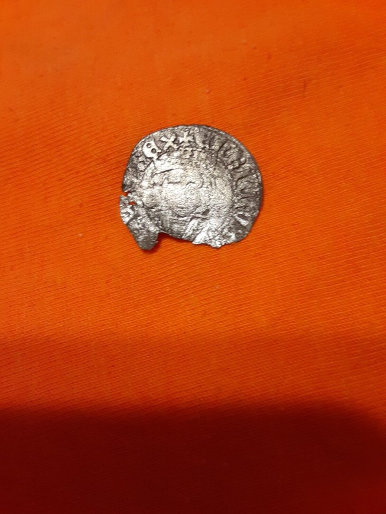 Read more about the article Super Silver 1400’s Spanish Pirate Coin Era Cob REAL