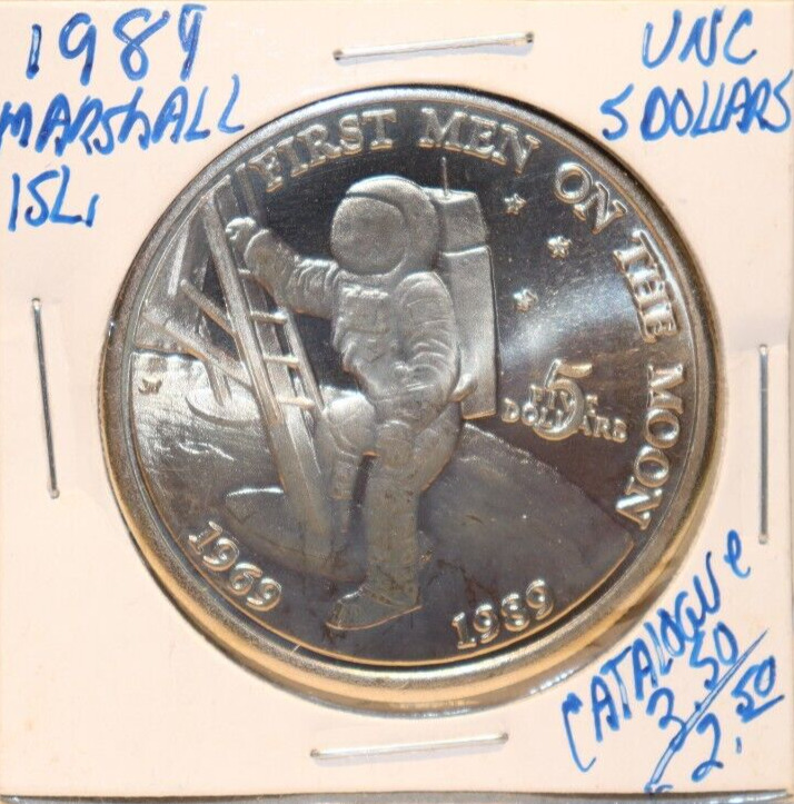 Read more about the article 1989 Marshall Islands $5 Coin Man on the Moon