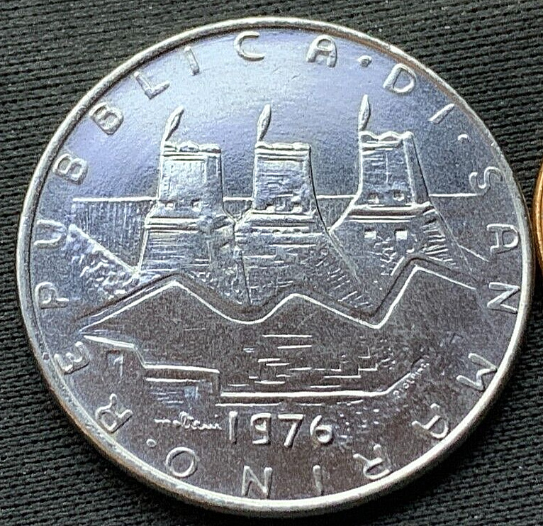 Read more about the article 1976 San Marino 100 Lire Coin UNC Family Commem ( Mintage 1.8 Million )  #M300