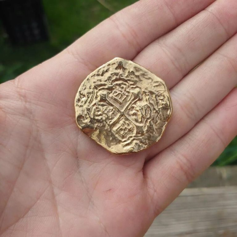 Read more about the article Spanish Treasure Coin 999 Silver Hand Pour 24k gold gild. 1ozt 999 fs