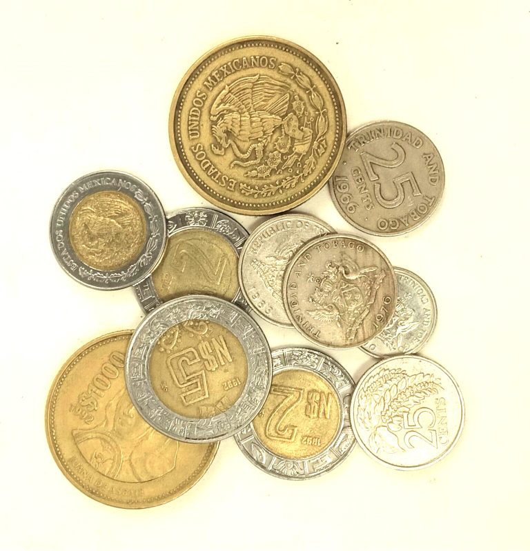 Read more about the article Foreign Coins Lot of 11  Mexican Trinidad and Tobago Pesos Variety  f2