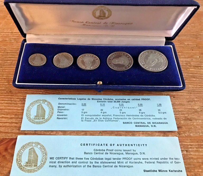 Read more about the article NICARAGUA PROOF SET COINS (5) • 1972 • with original box  COA certificate