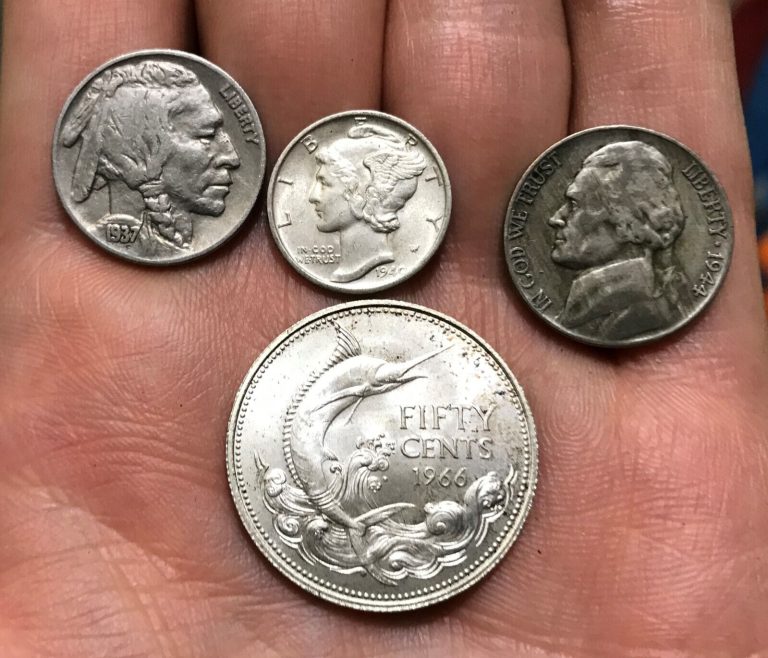 Read more about the article OLD Coins Lot Silver 1966 Bahamas 50¢ 1940 S Mercury Dime War Nickel + Buffalo