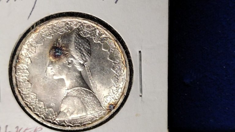 Read more about the article ITALY 1958 R 500 LIRE COLUMBUS’S SHIPS SILVER WORLD COIN