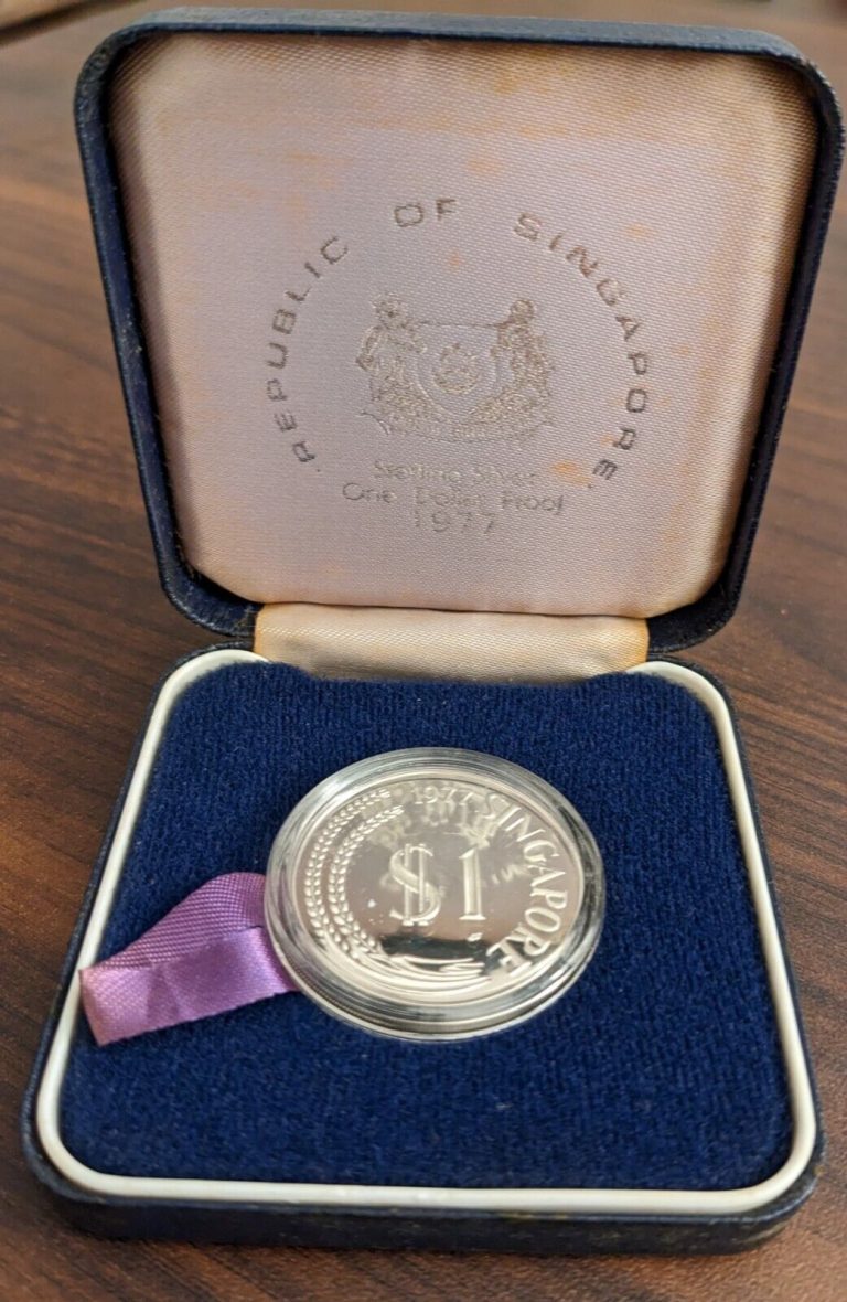 Read more about the article 1977 Singapore $1 Proof Coin with COA