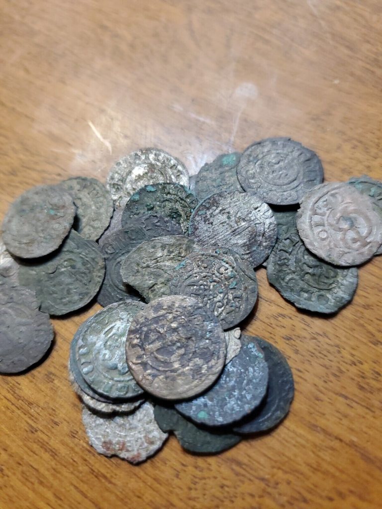 Read more about the article Sweden 1663 LIVONIA Riga CR Carl XI solidus silver Medieval 30 years coin