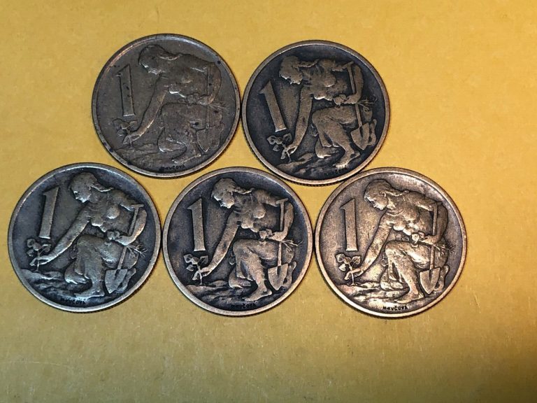 Read more about the article 1960’s 1 KORUNA Coins /Lot of 5/  CZECH and SLOVAK FEDERATIVE REPUBLIC