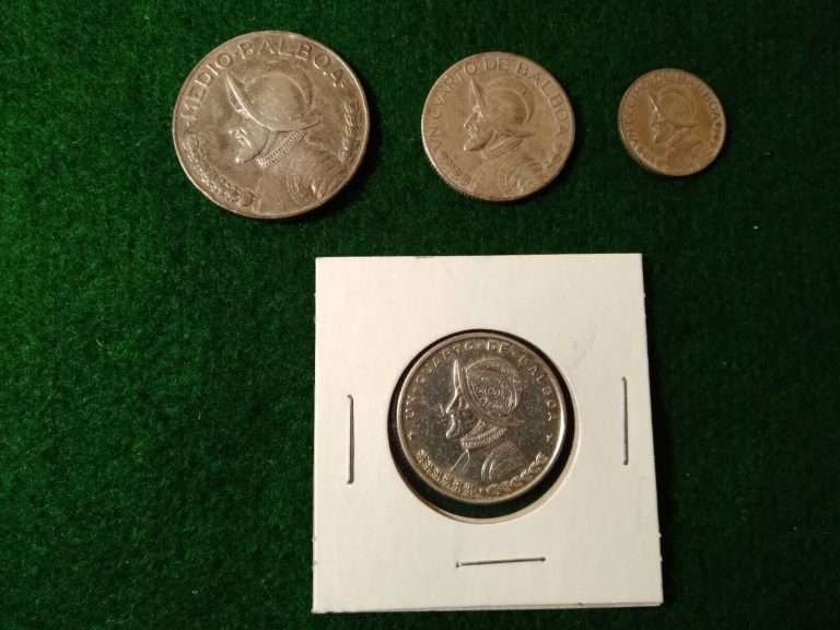 Read more about the article LOT OF 4 PANAMA SILVER BALBOA COINS With 1961 1/4 Balboa Coin BU