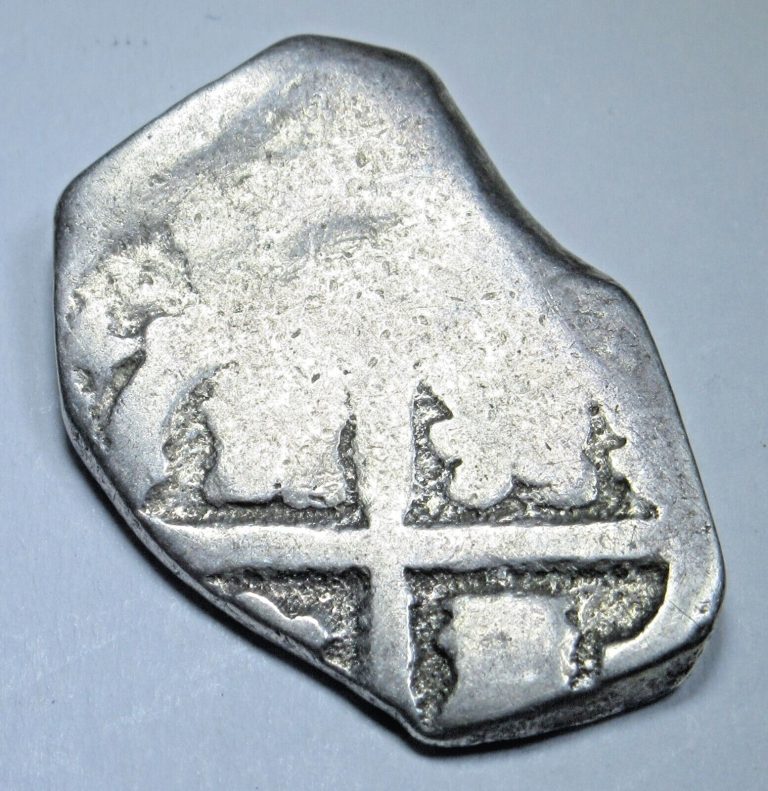 Read more about the article 1600’s Spanish Silver 2 Reales Genuine Antique Pirate Treasure Cob Cross Coin