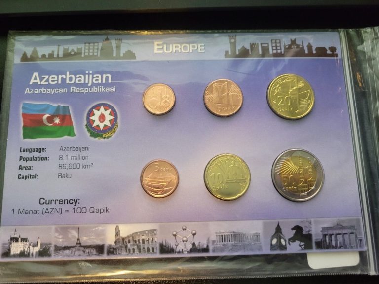 Read more about the article LITTLETON CARD AZERBAIJAN 6 BU COINS IN ZIPLOC ON HOLDER NICE COINS