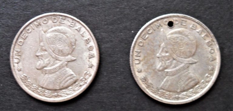 Read more about the article 1961 Panama 1/10 Balboa  group of 2   nice silver coins    # 980